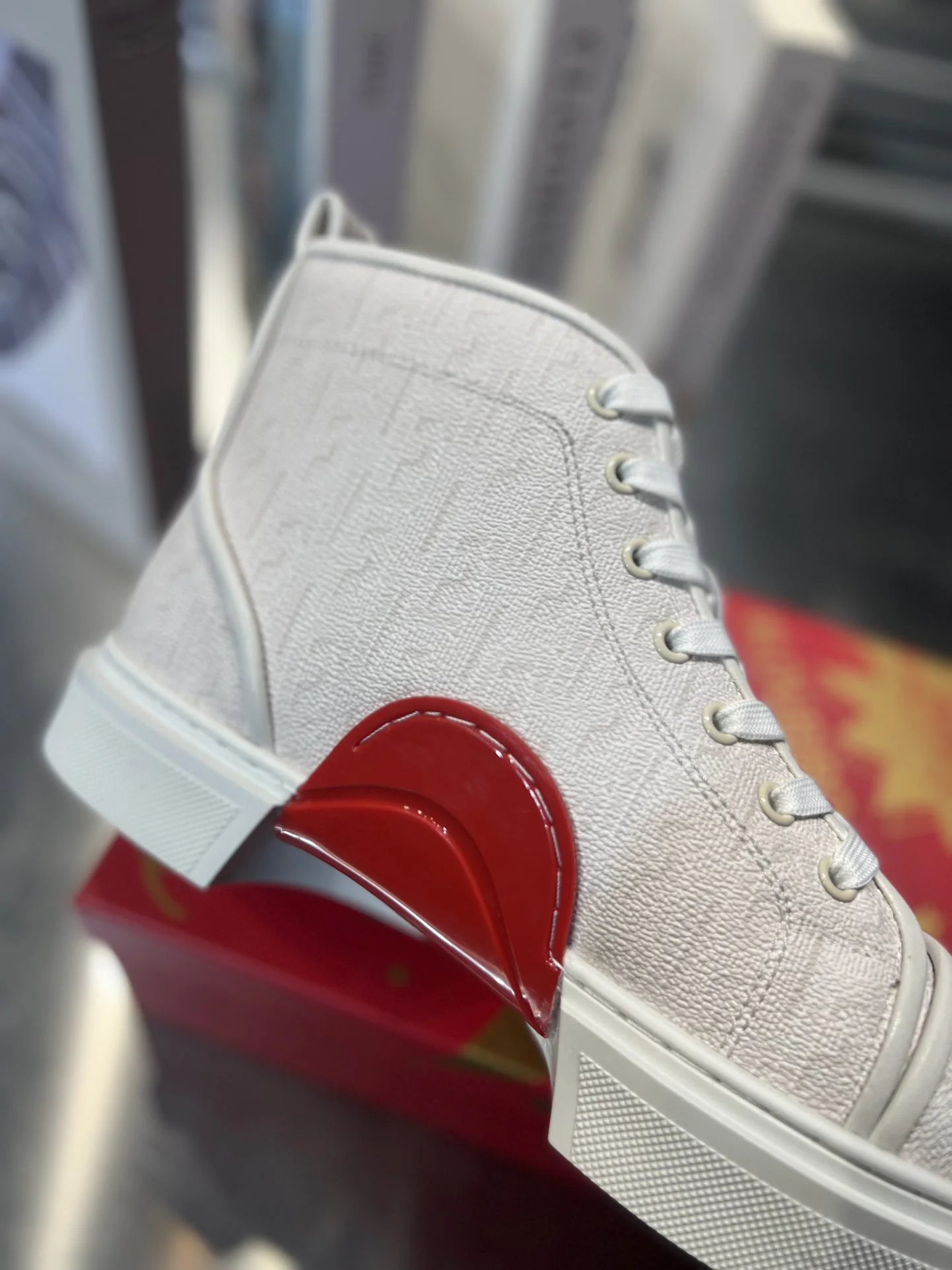 CL SNEAKER