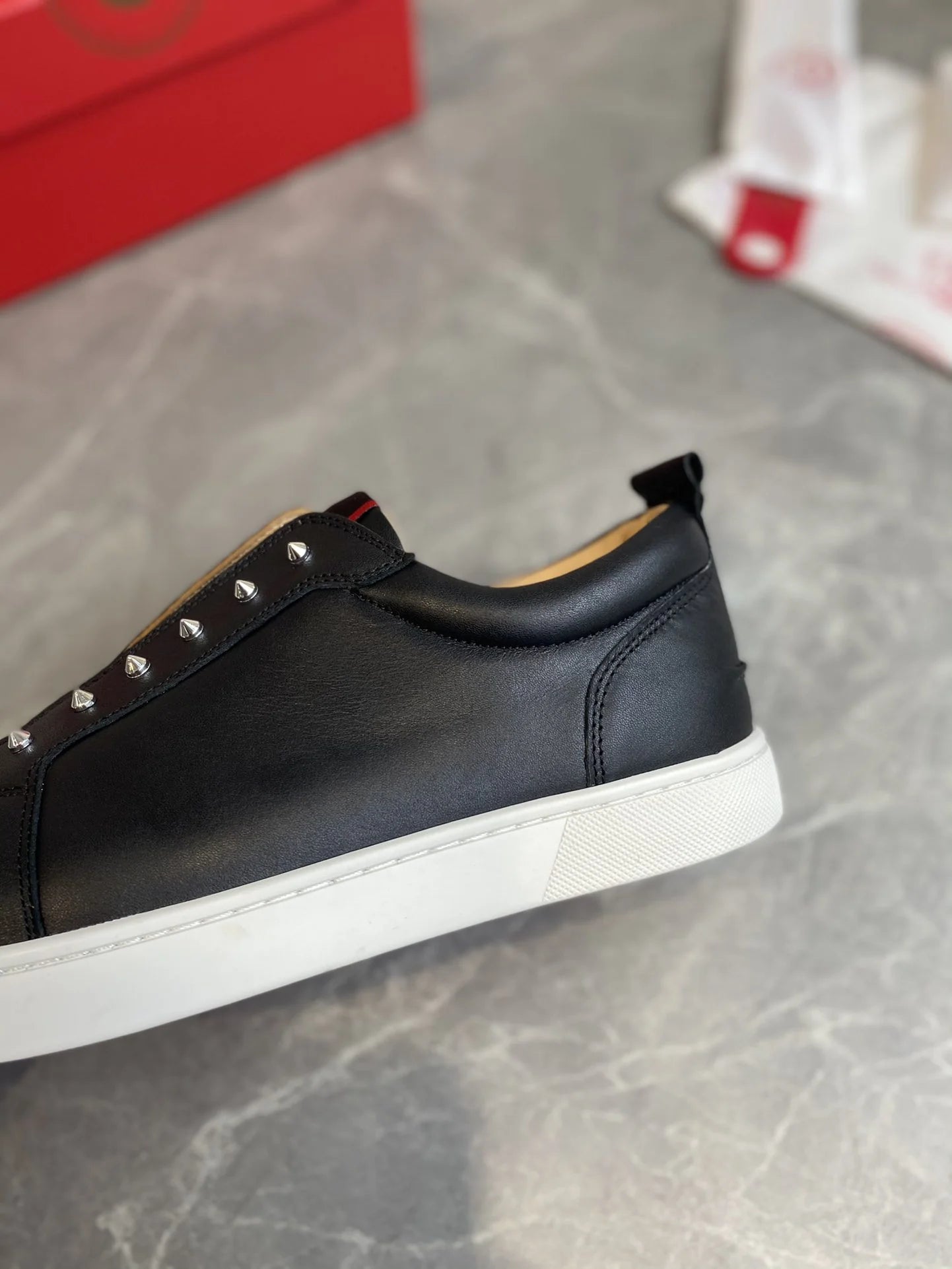 CL SNEAKER