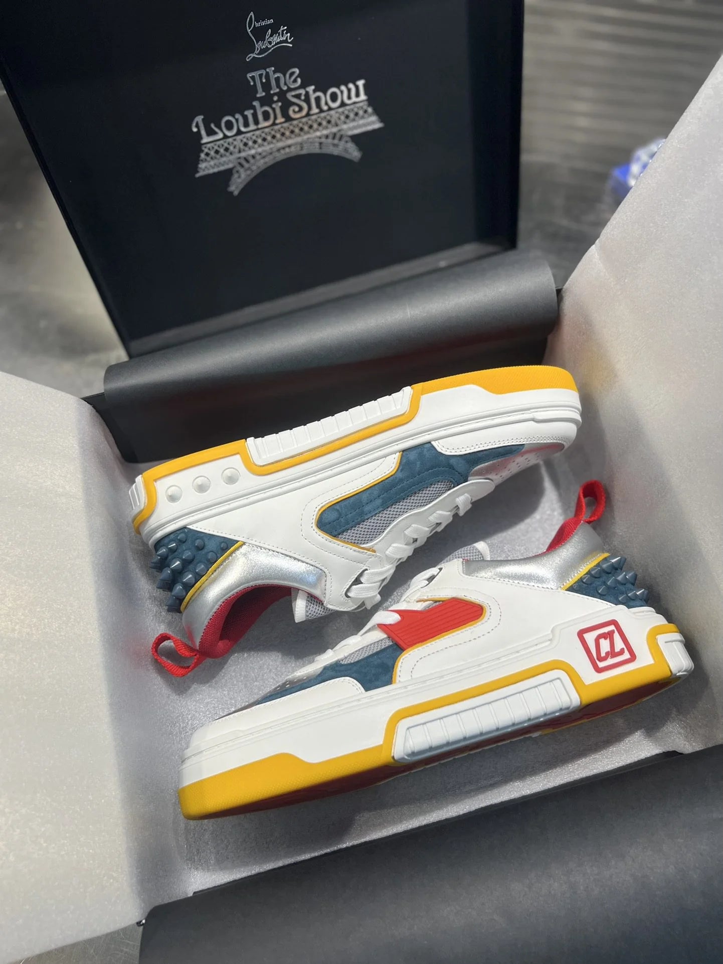CL SNEAKER