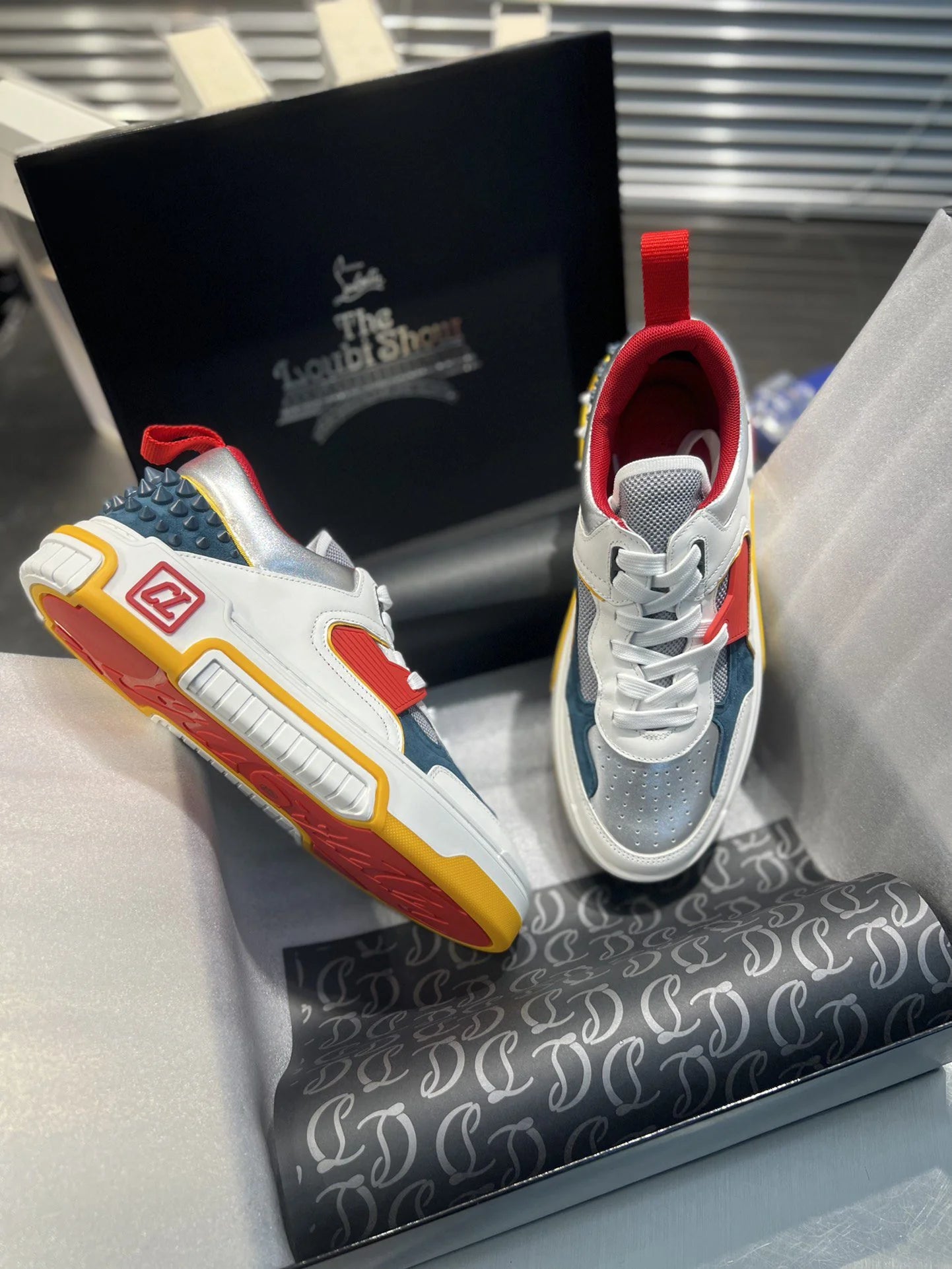 CL SNEAKER