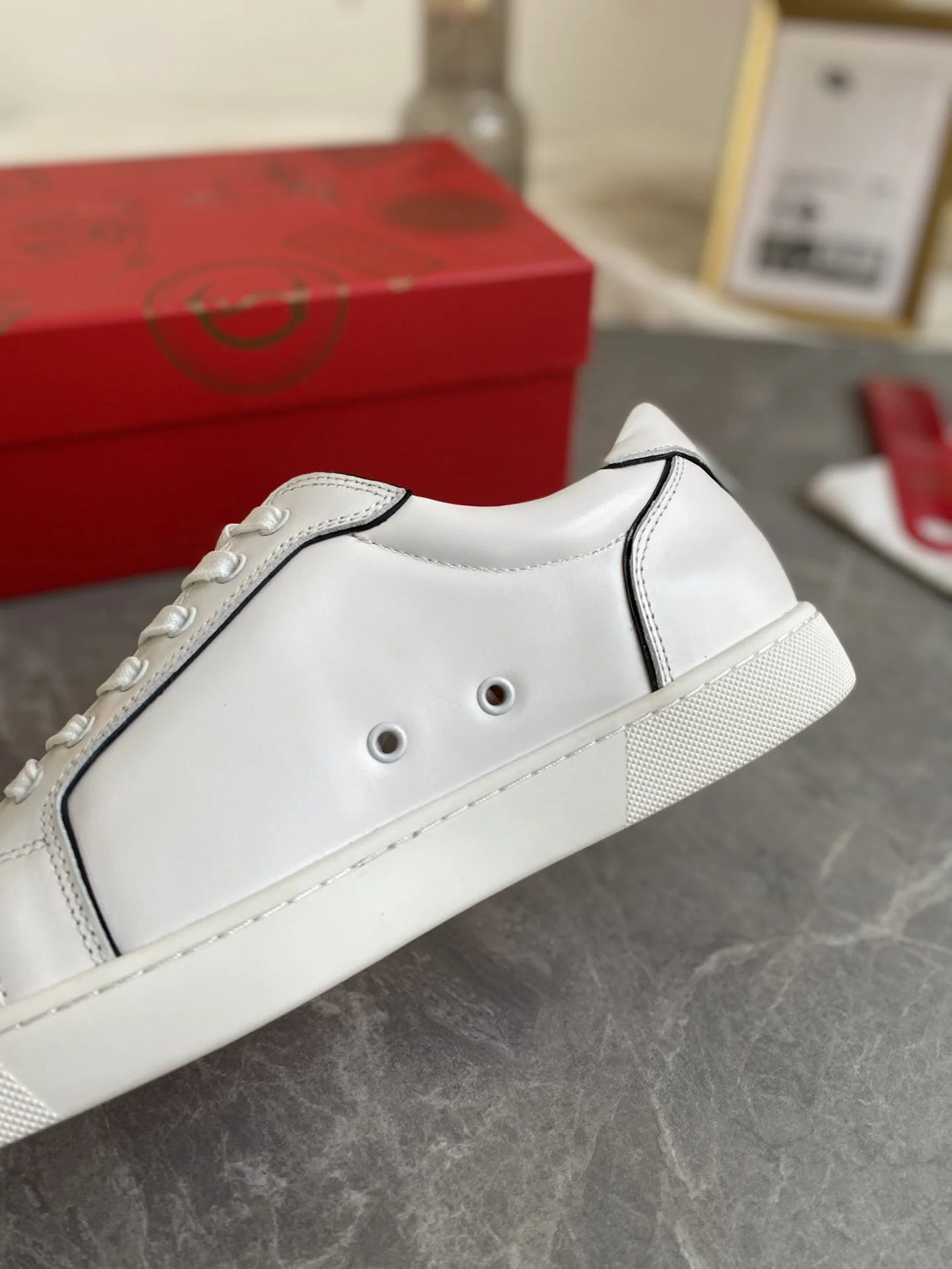 CL SNEAKER