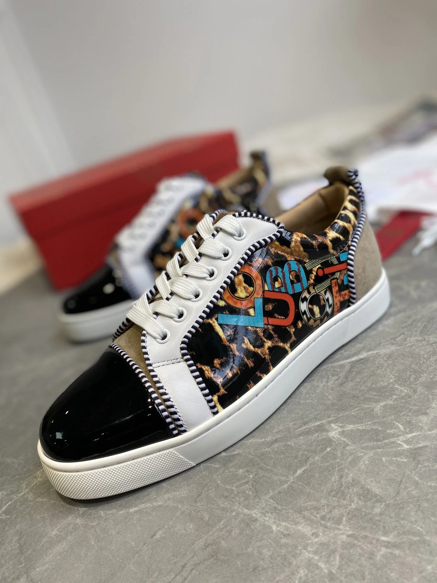 CL SNEAKER