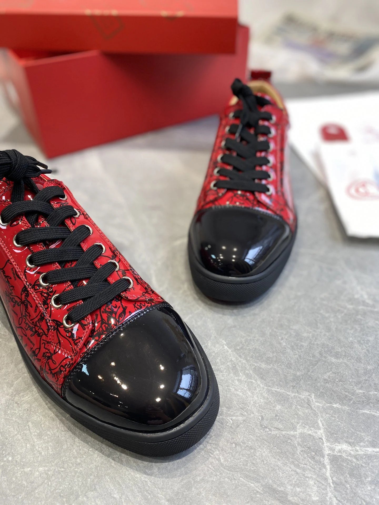 CL SNEAKER