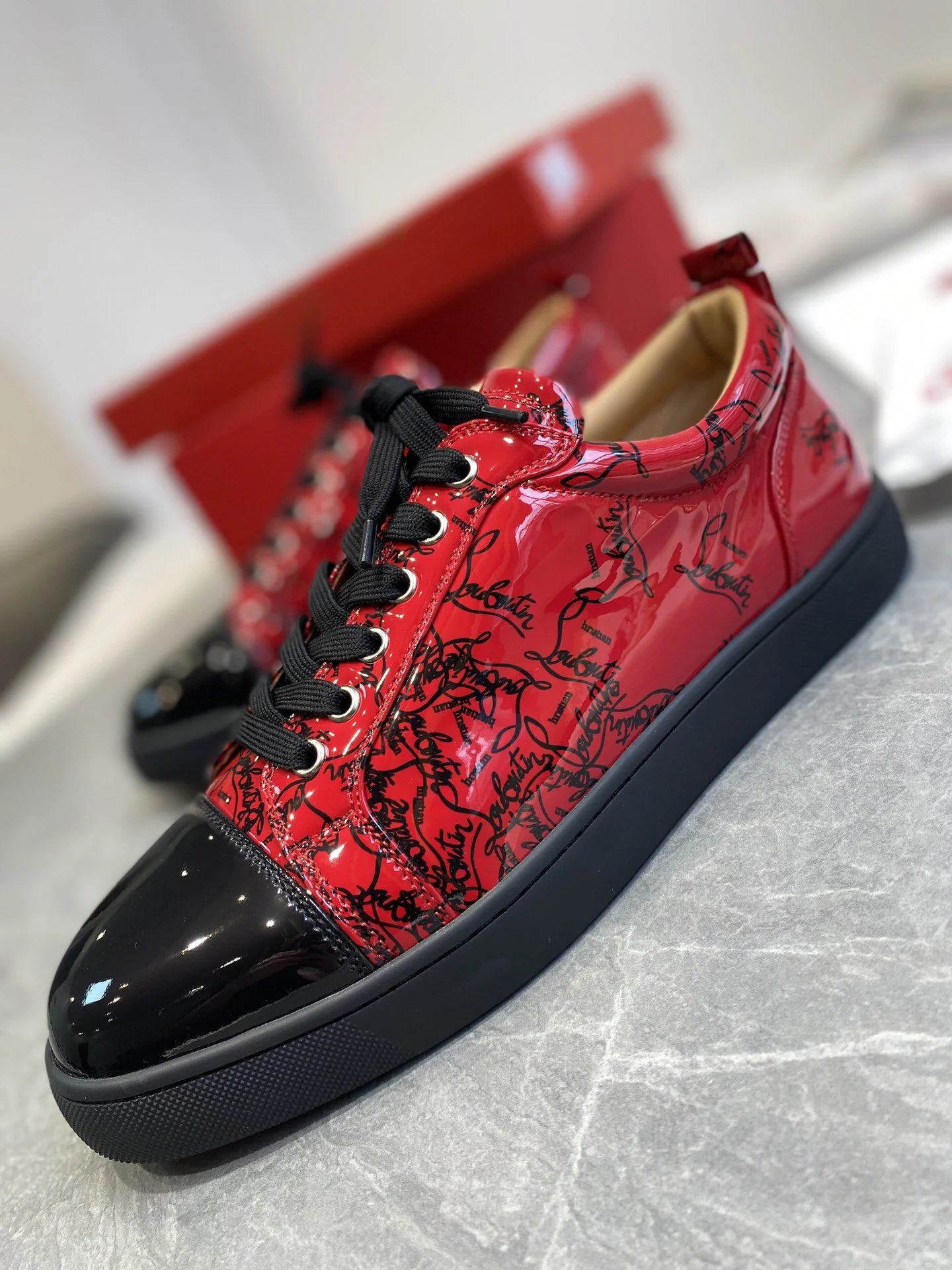 CL SNEAKER