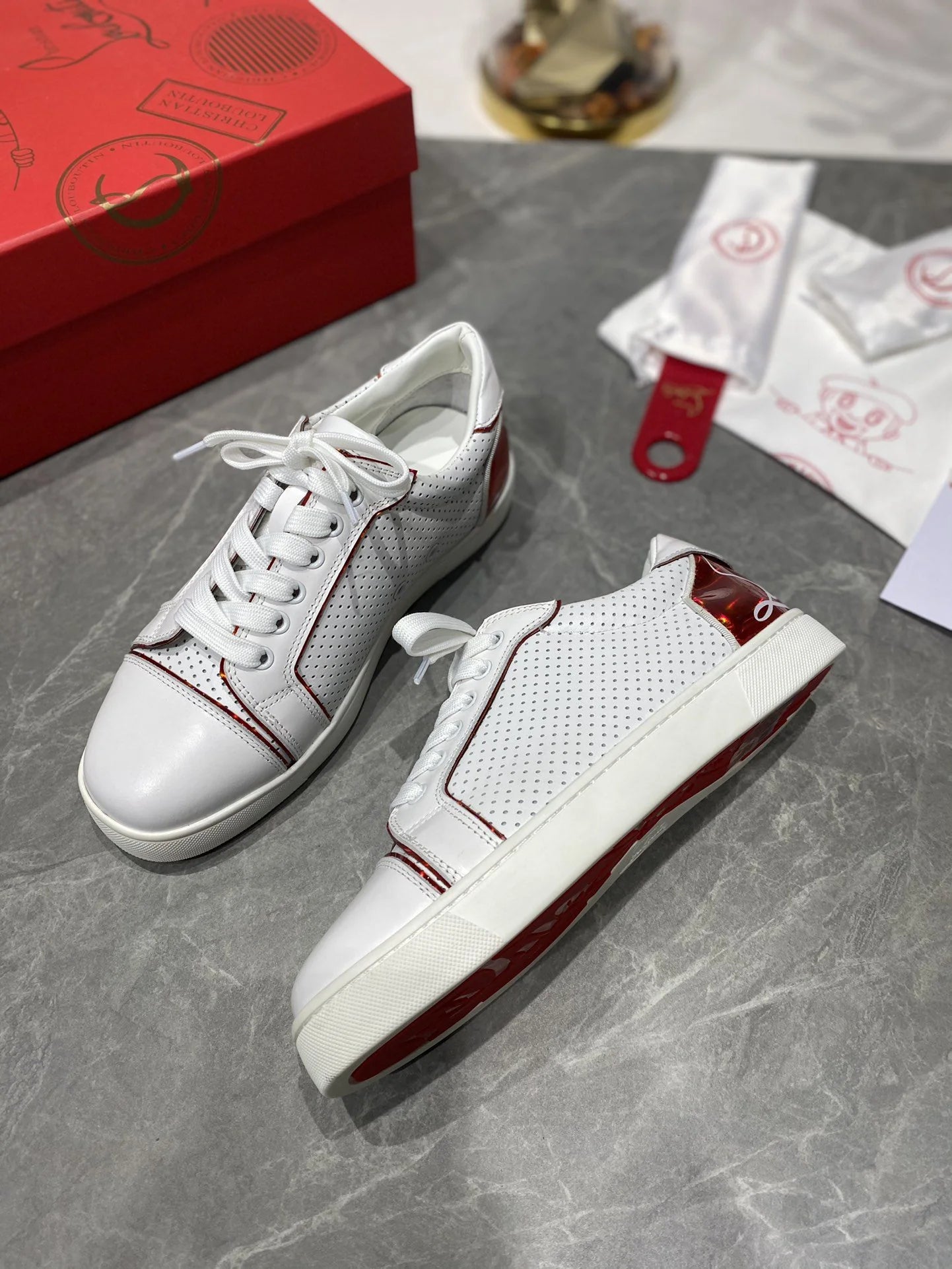 CL SNEAKER