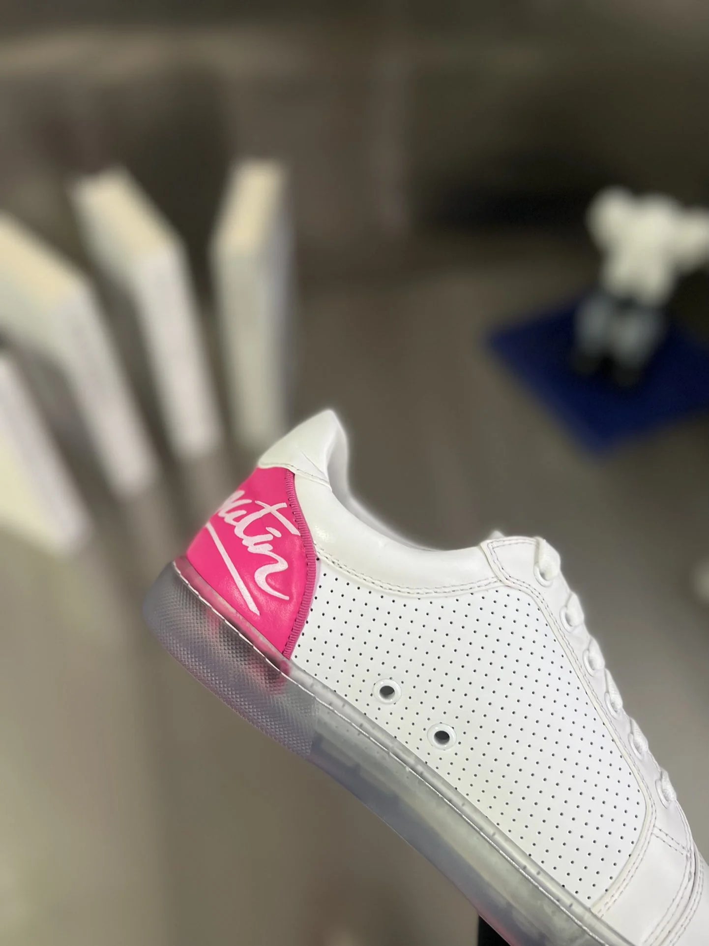 CL SNEAKER