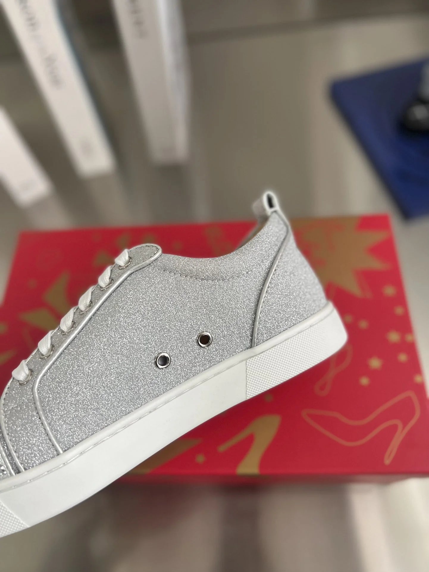 CL SNEAKER