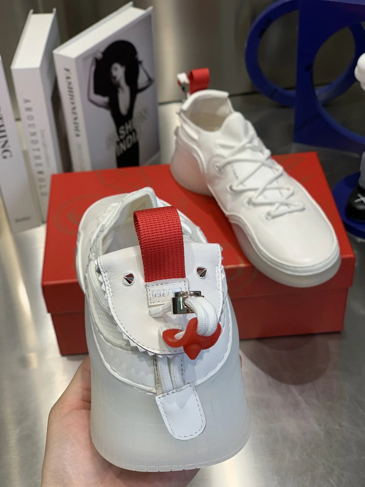 CL SNEAKER