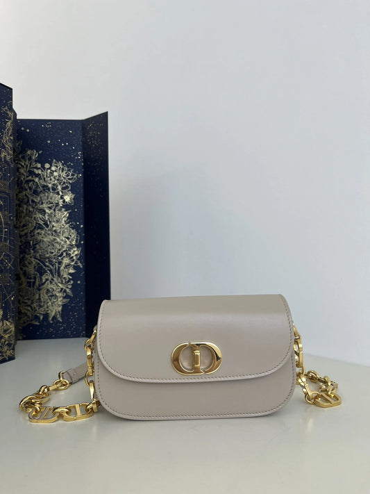 DIOR 30 MONTAIGNE