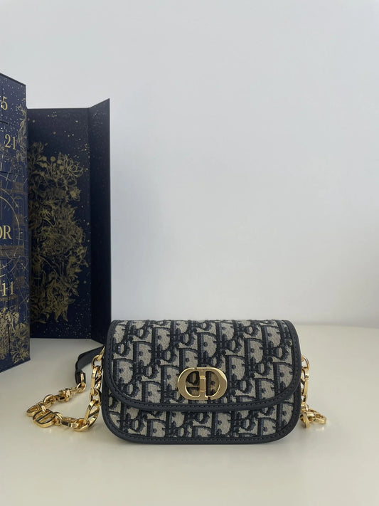 DIOR 30 MONTAIGNE