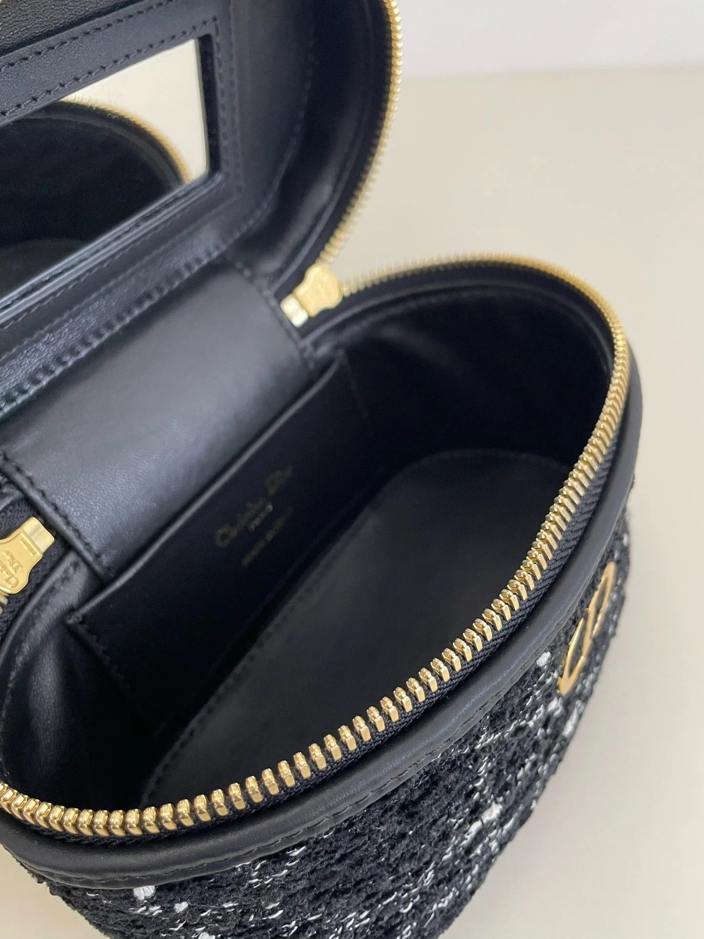 DIOR 30 MONTAIGNE