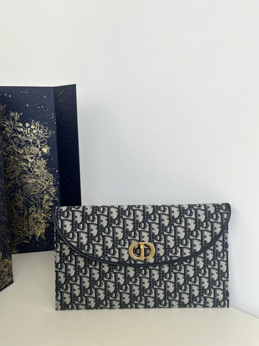 DIOR 30 MONTAIGNE