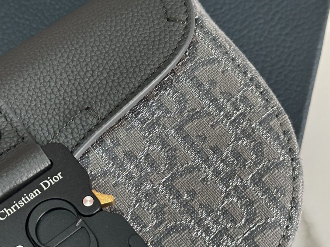 DIOR BAG