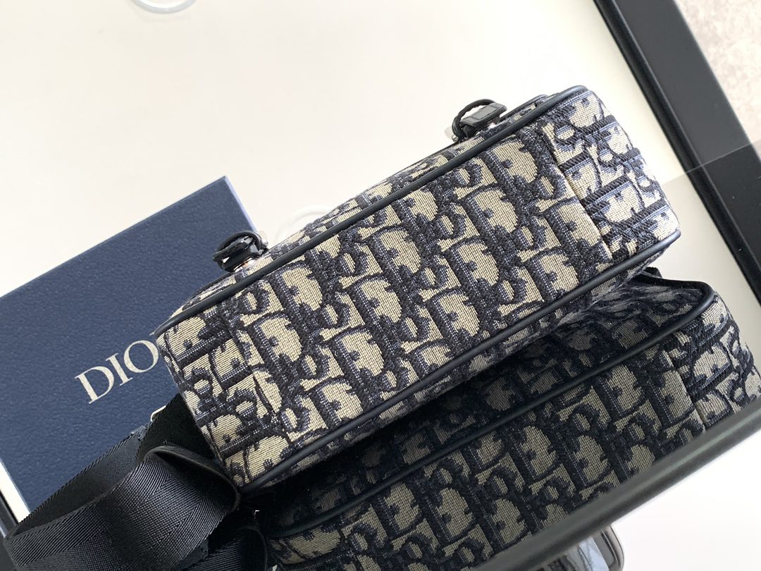 DIOR BAG