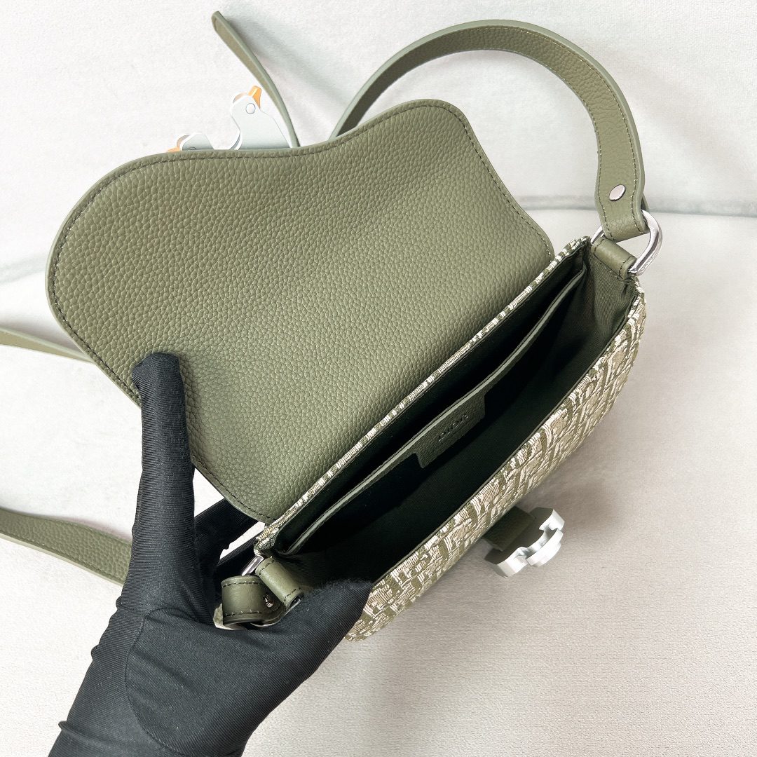 DIOR BAG