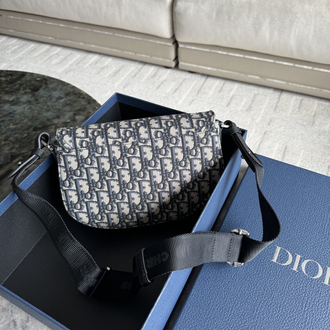 DIOR BAG