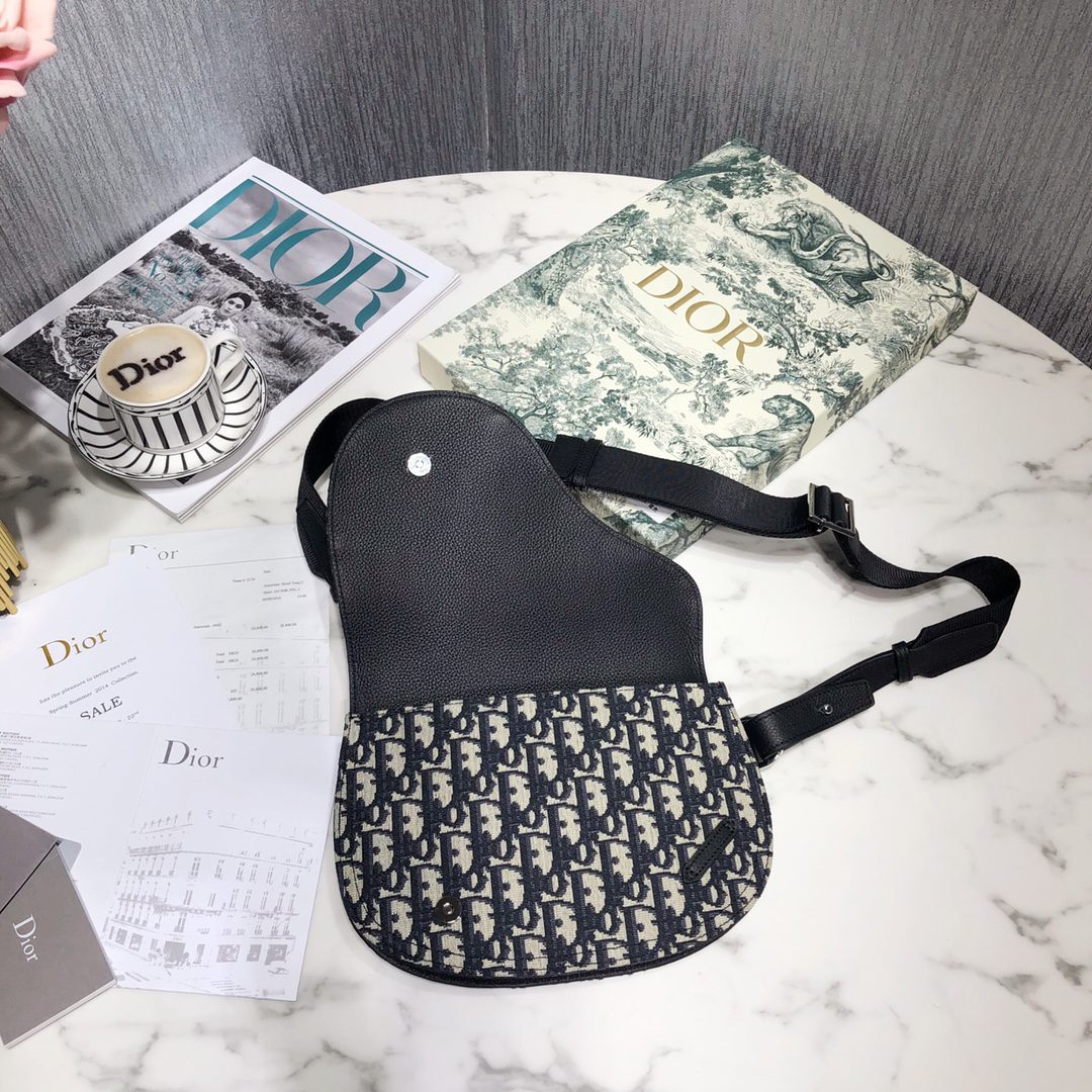 DIOR BAG