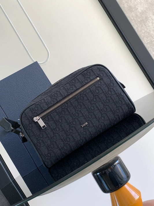 DIOR CLUTCH