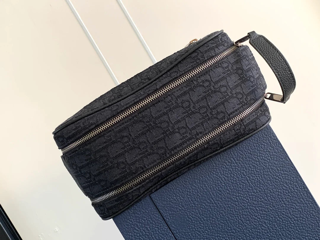 DIOR CLUTCH