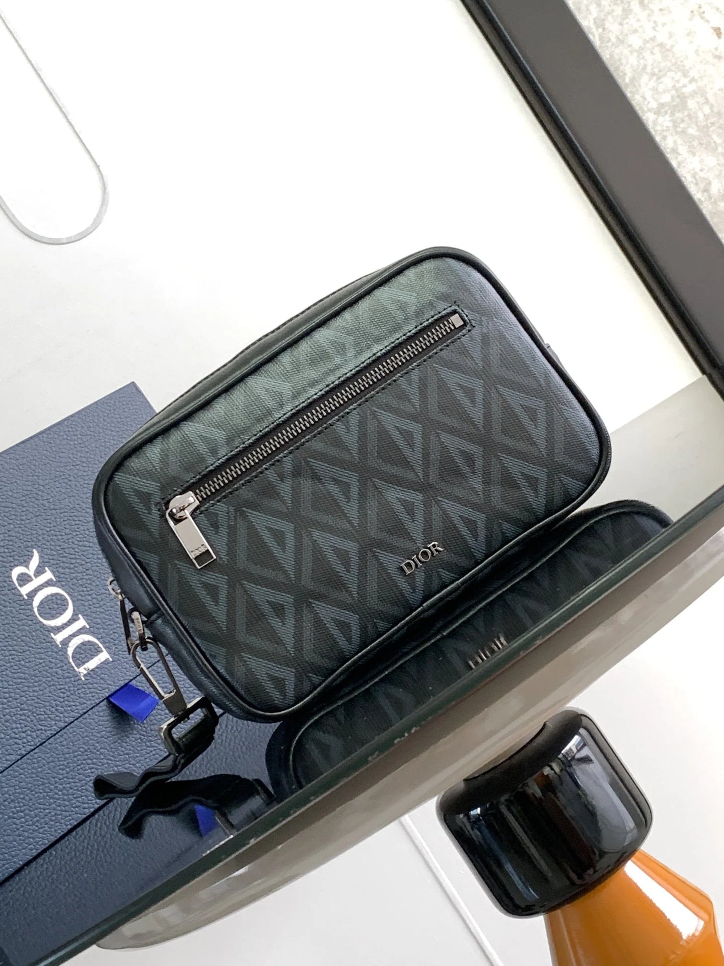 DIOR CLUTCH