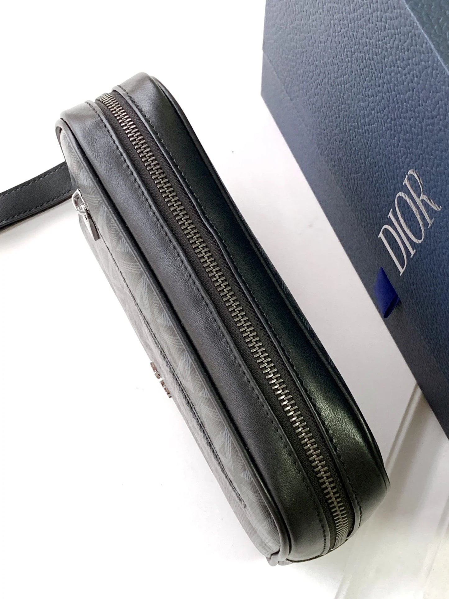 DIOR CLUTCH