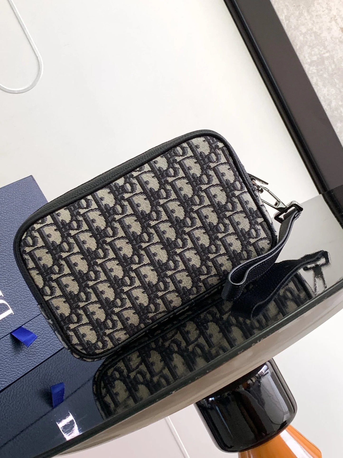 DIOR CLUTCH