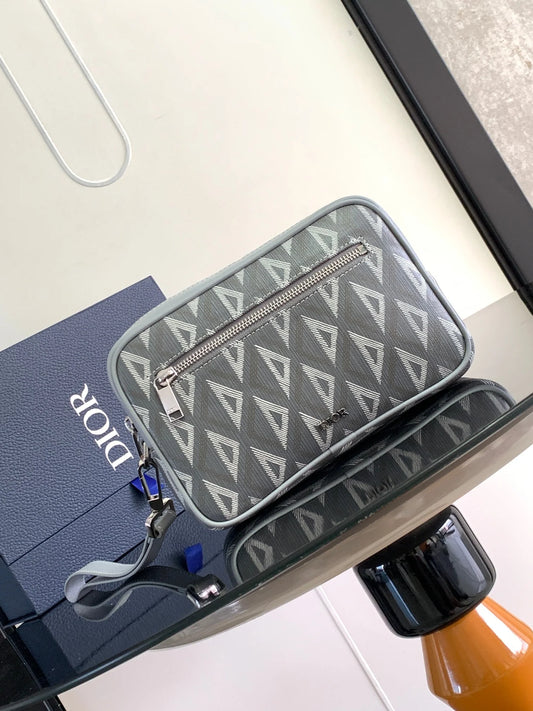 DIOR CLUTCH