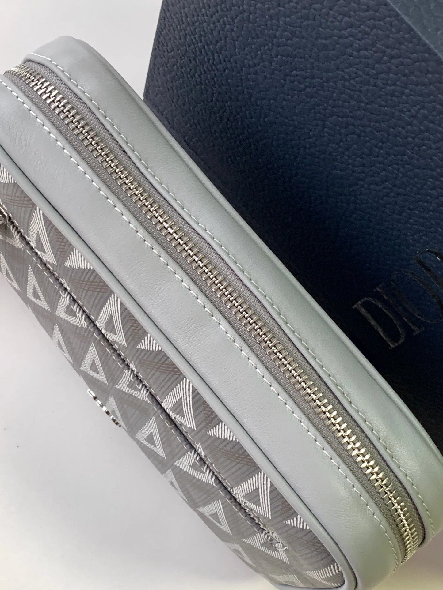 DIOR CLUTCH