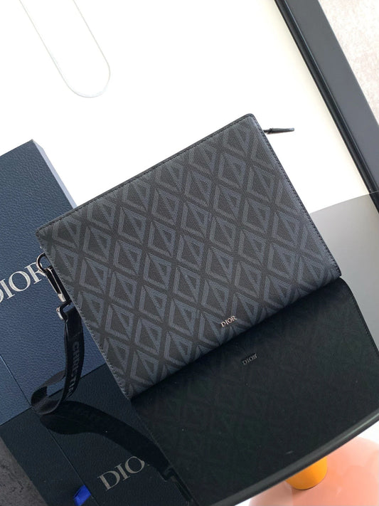 DIOR CLUTCH