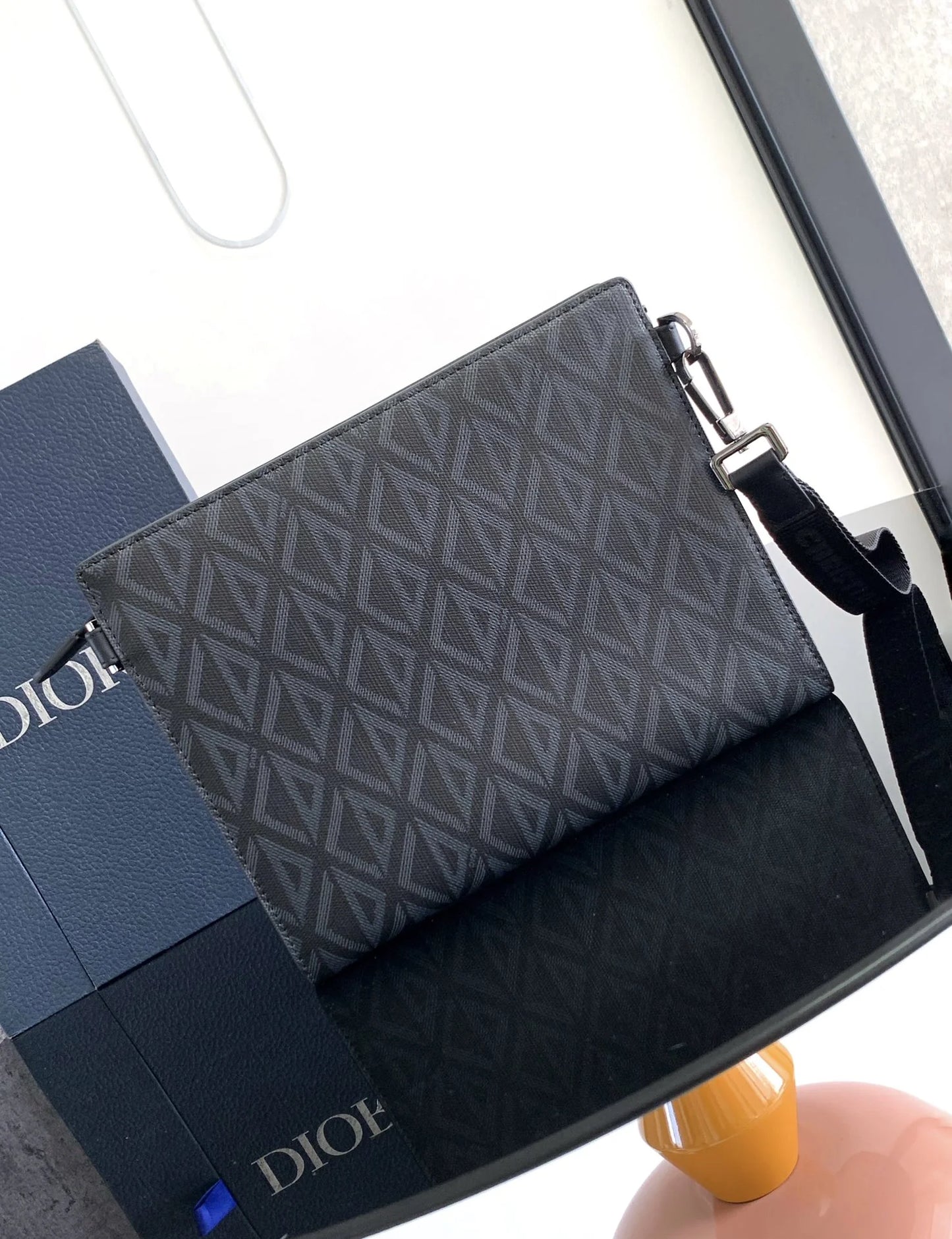 DIOR CLUTCH