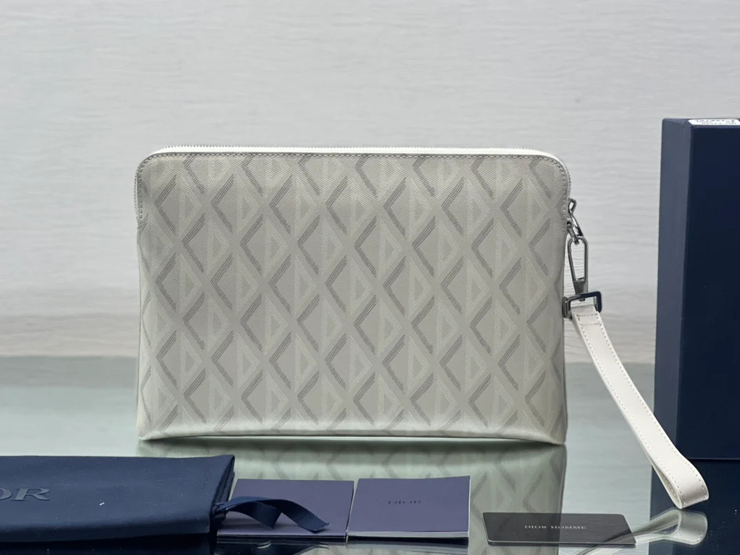 DIOR CLUTCH
