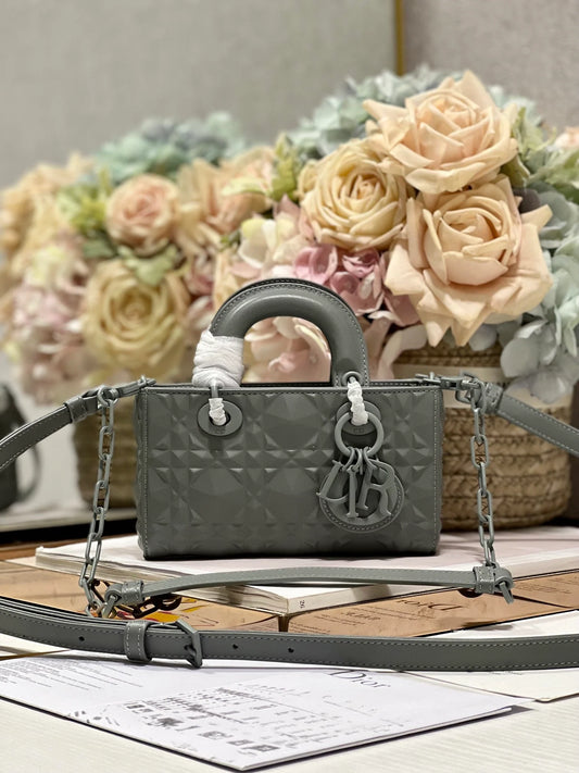 DIOR D JOY BAG