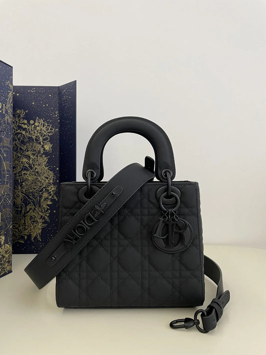 DIOR D JOY BAG