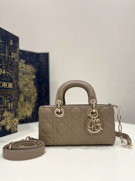 DIOR D JOY BAG