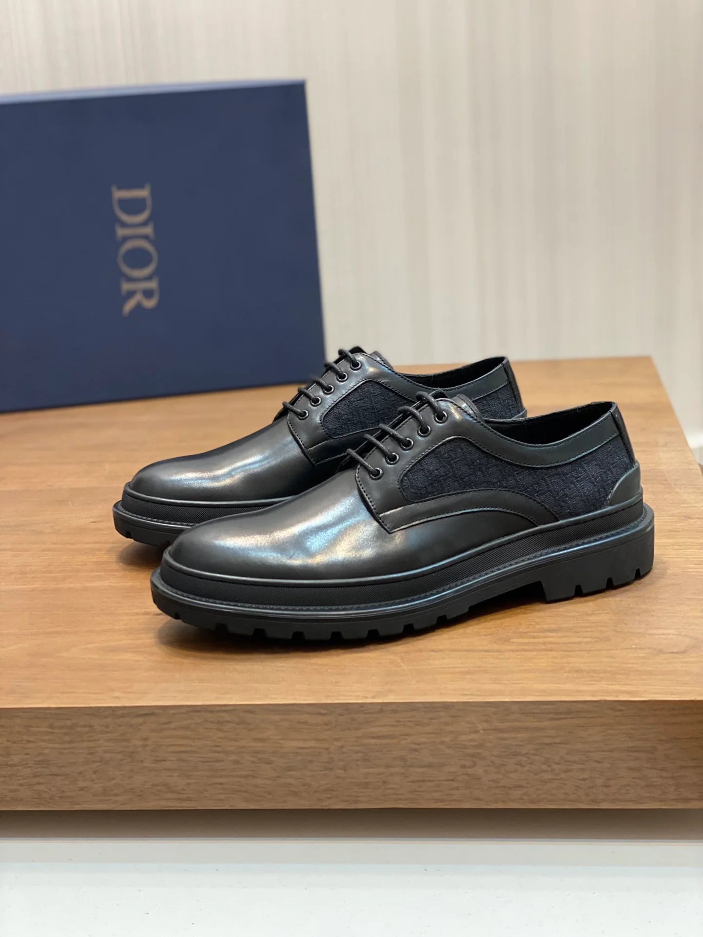 DIOR LOAFER