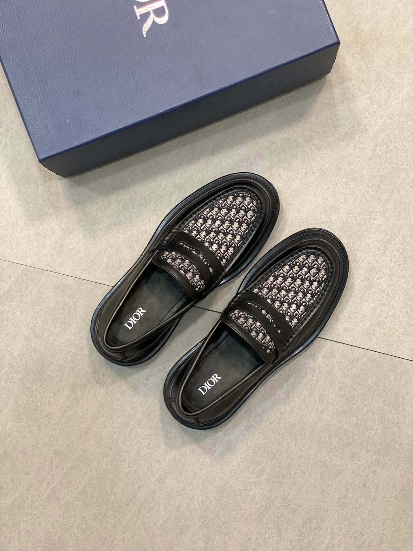DIOR LOAFER