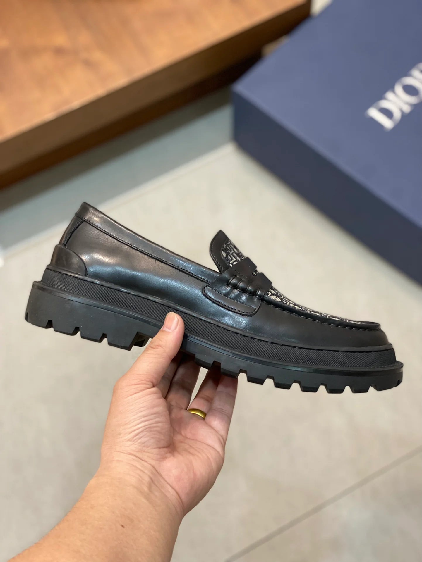 DIOR LOAFER