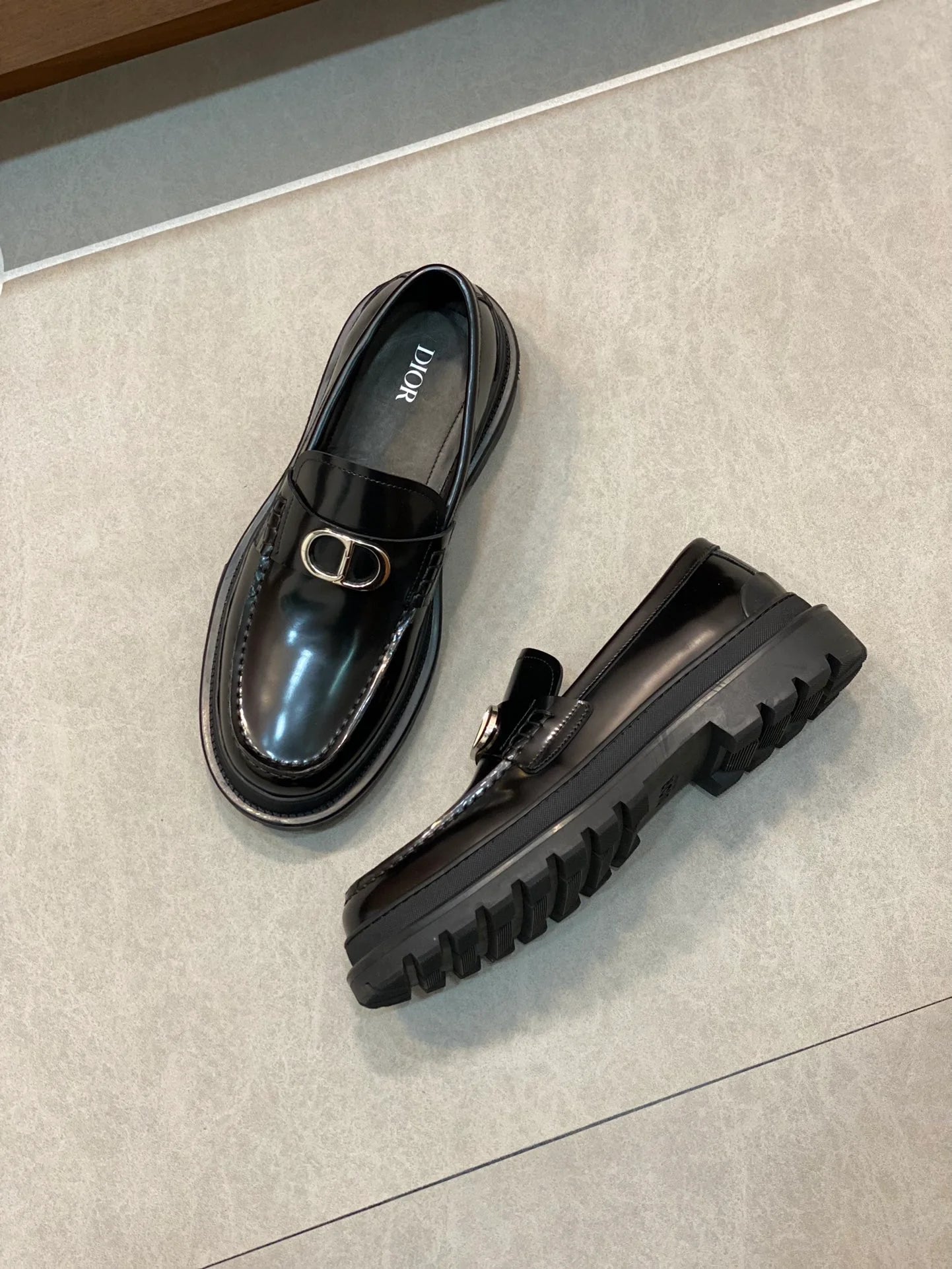 DIOR LOAFER