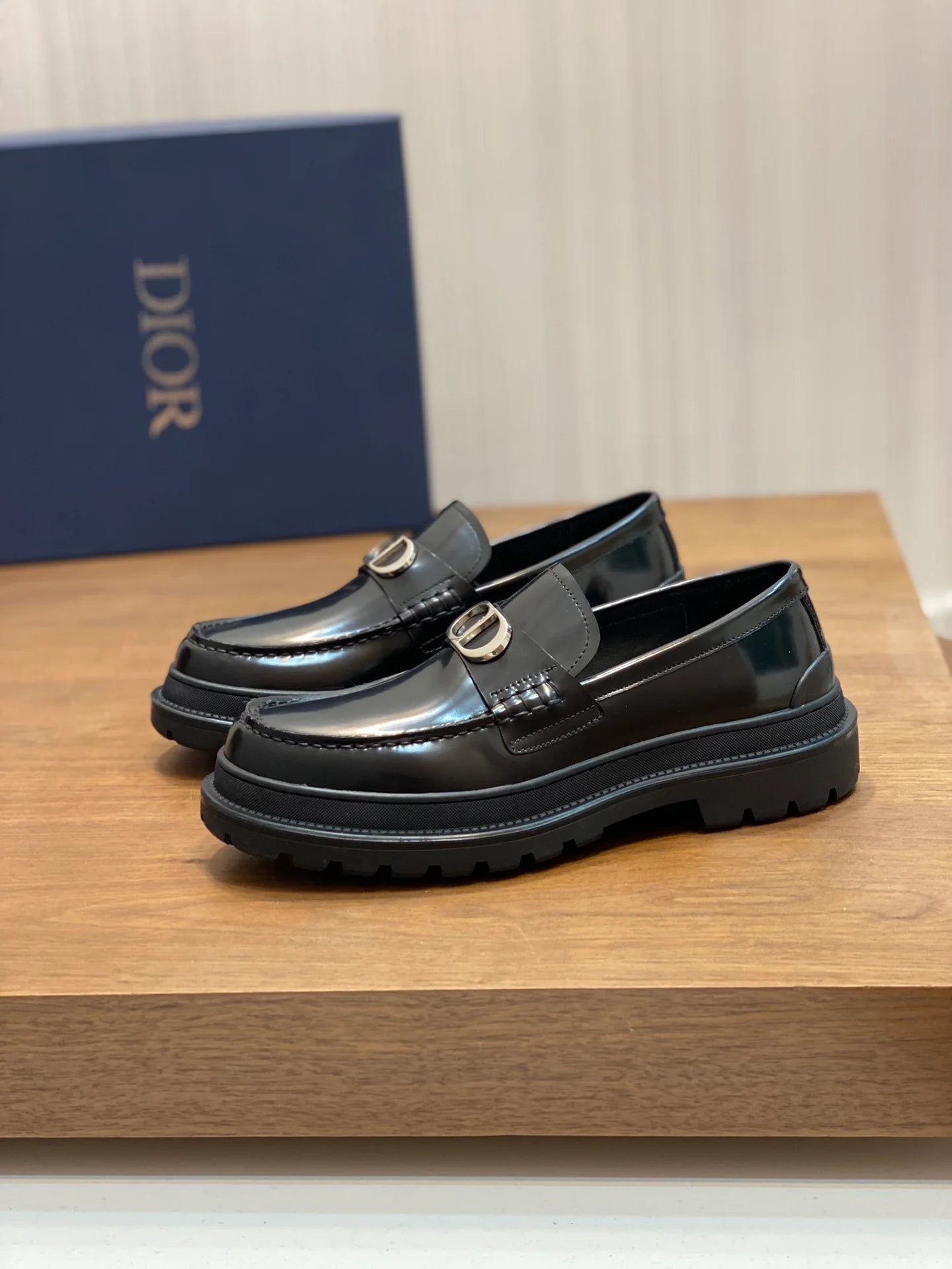 DIOR LOAFER