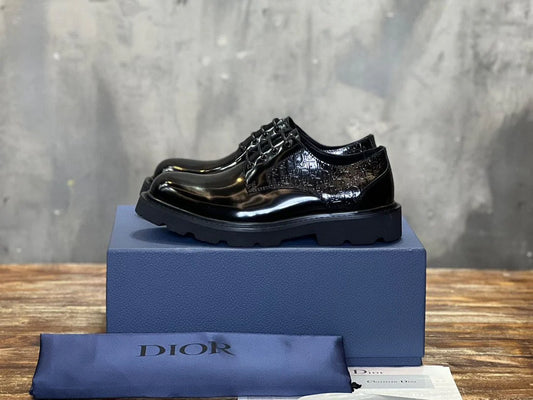 DIOR LOAFER