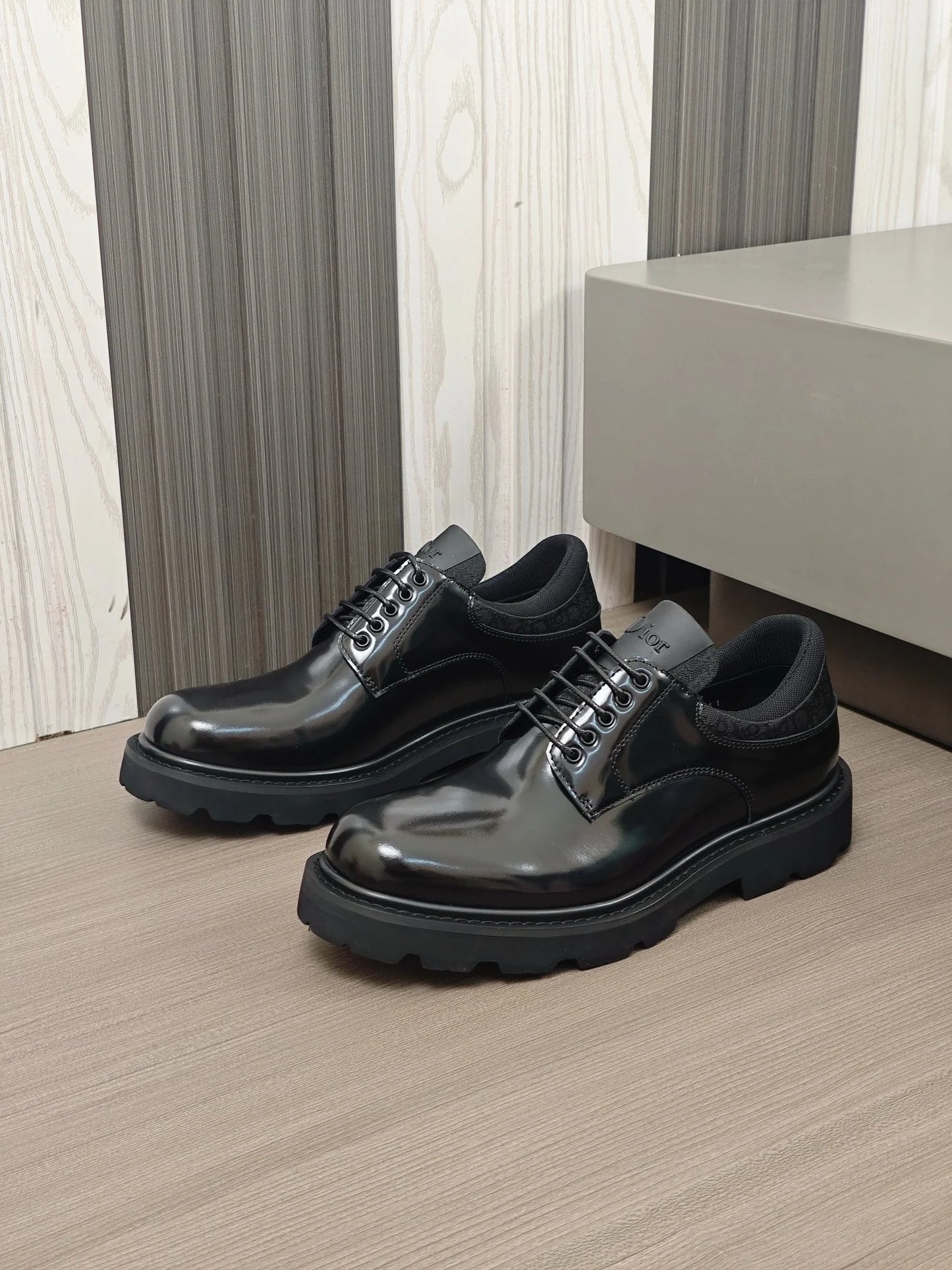 DIOR LOAFER