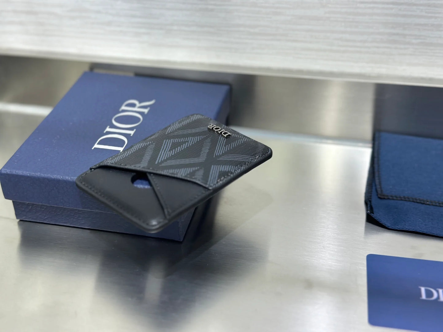 DIOR MAGSAFE