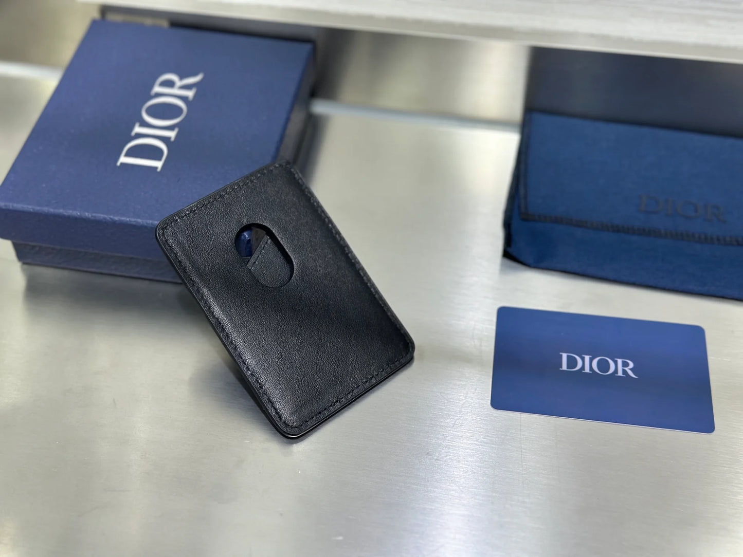 DIOR MAGSAFE