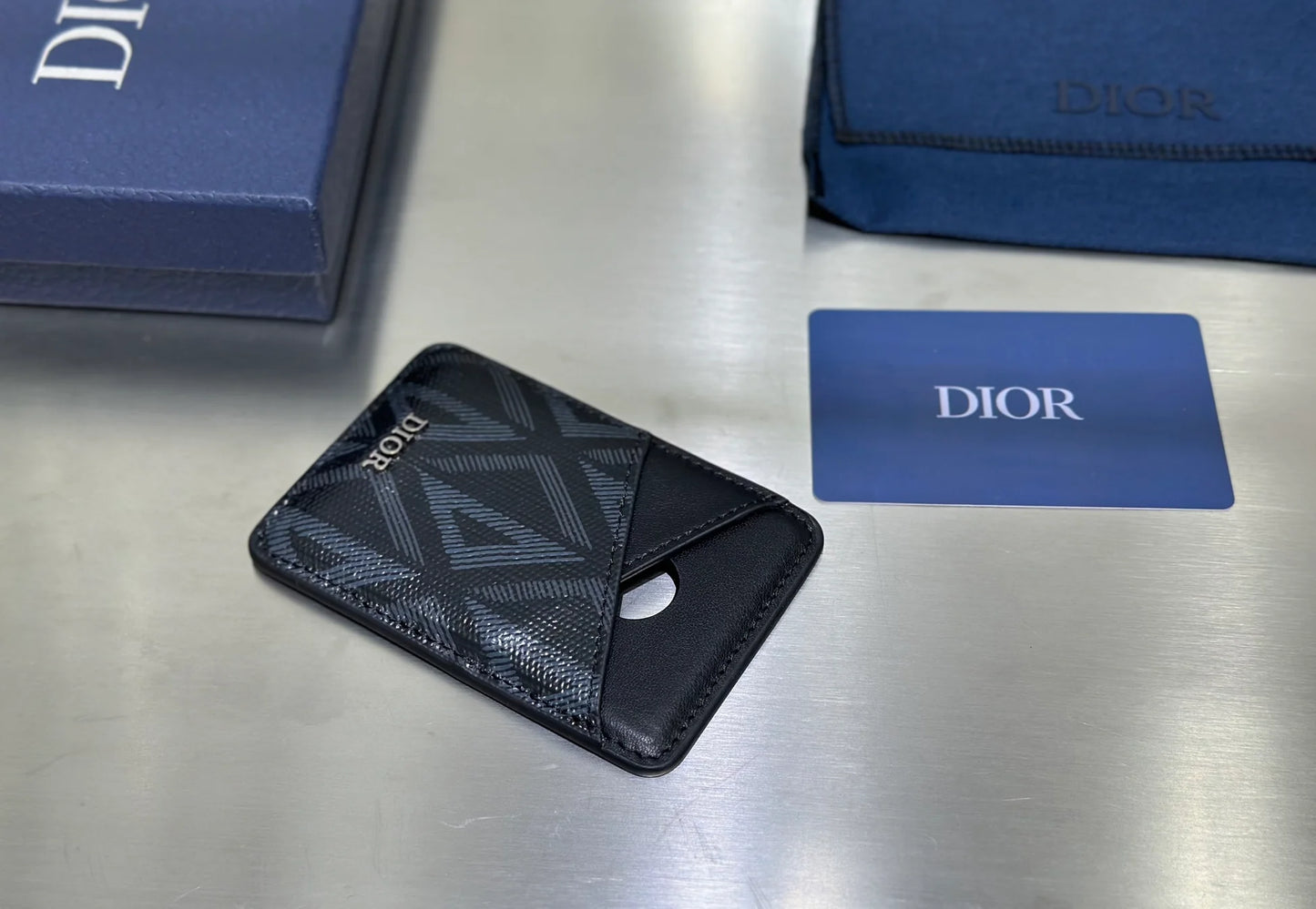 DIOR MAGSAFE