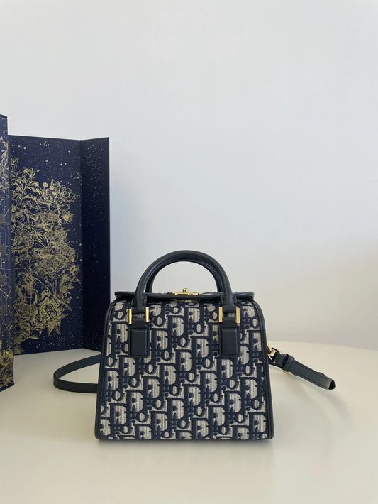 DIOR SADDLE BAG