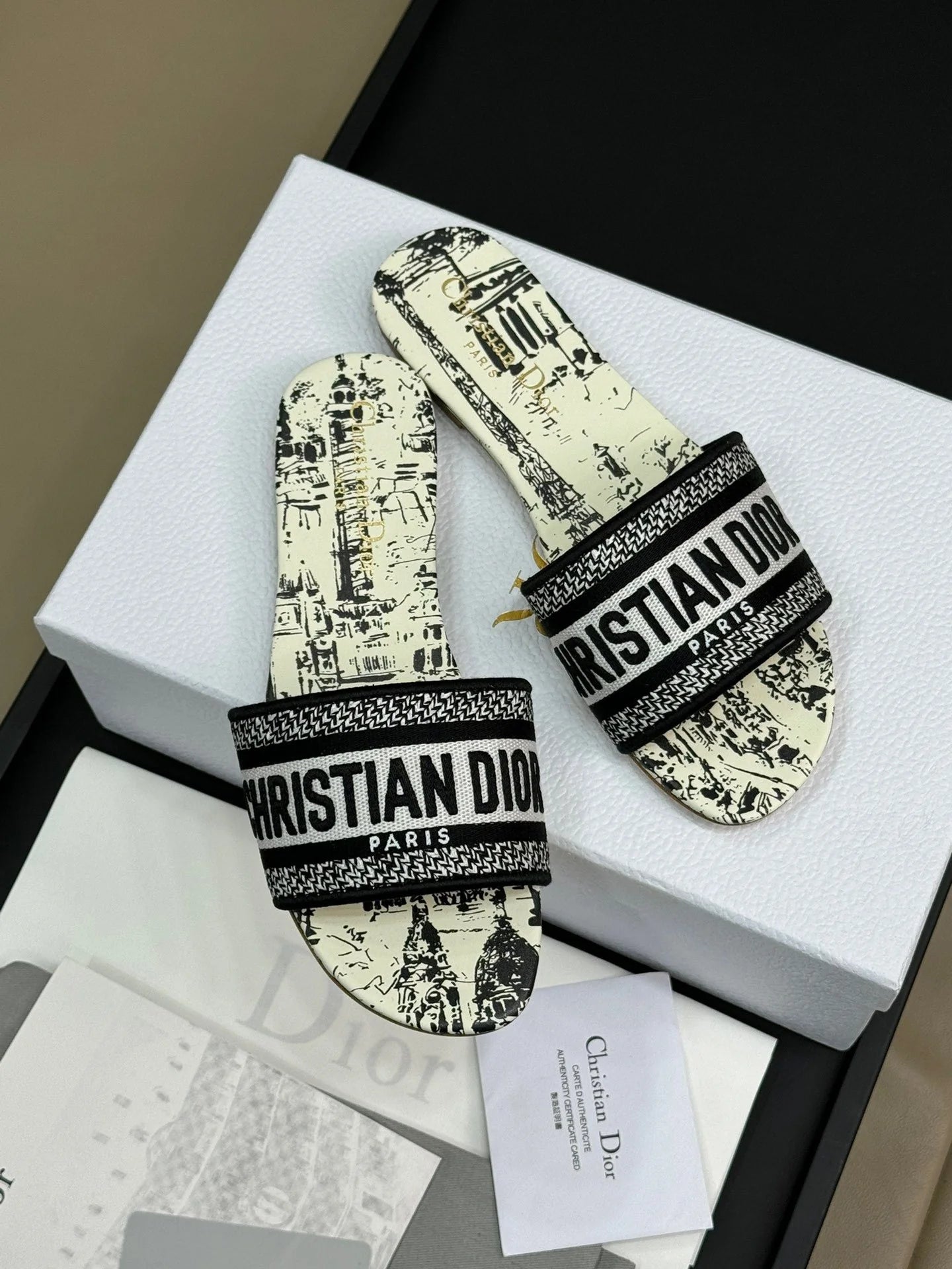 DIOR SANDAL