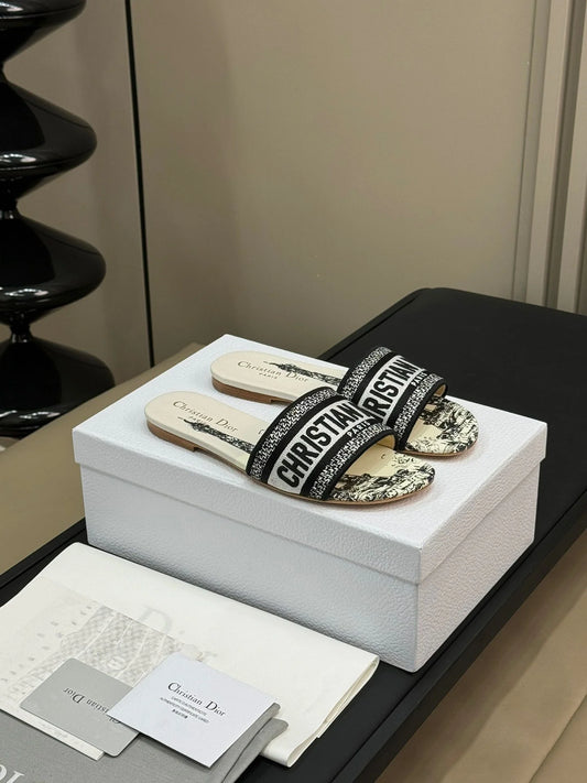 DIOR SANDAL