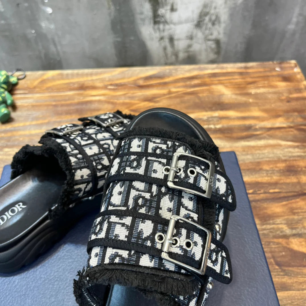 DIOR SANDAL
