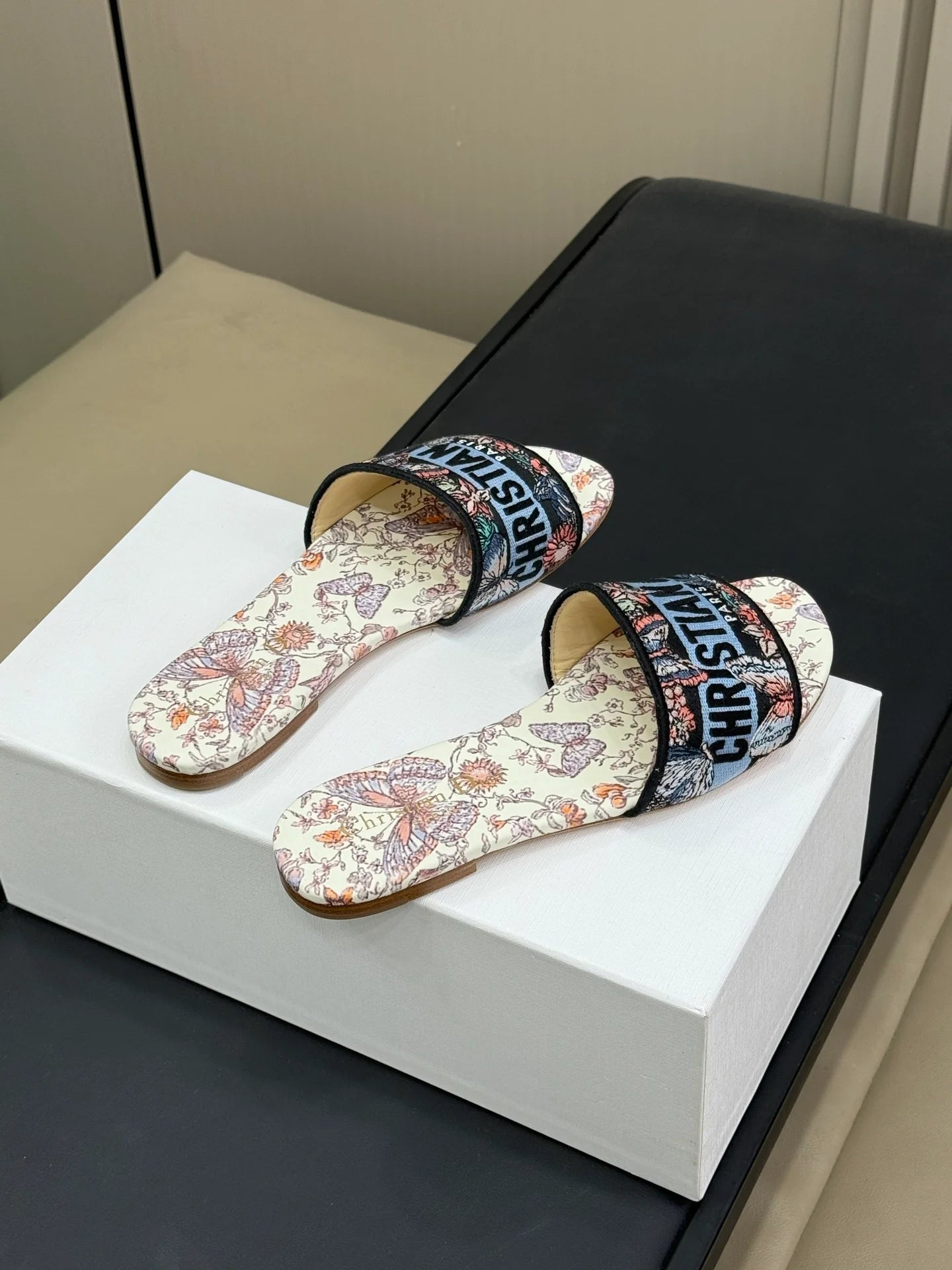 DIOR SANDAL