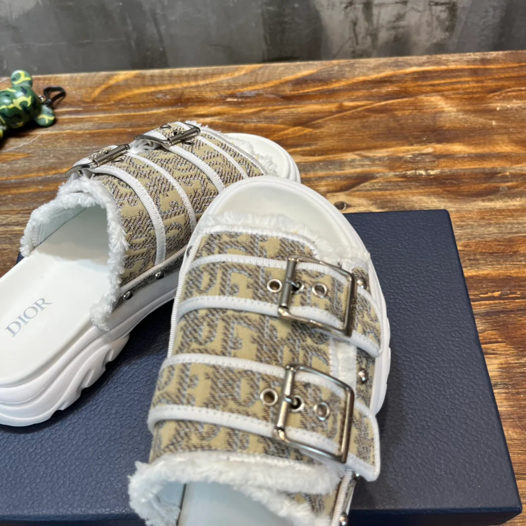 DIOR SANDAL